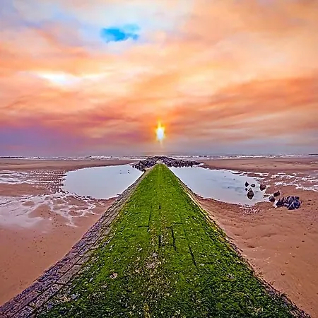 Cozy Near The Middelkerke