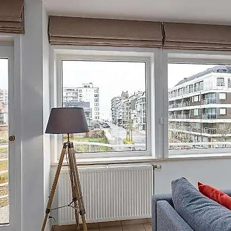 Hotel Cozy Near The 3*